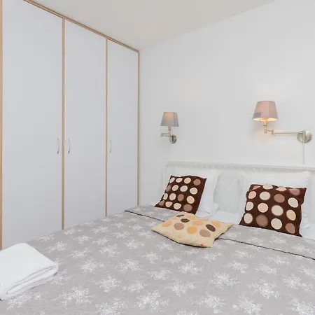 Center By Renters شقة غدينيا