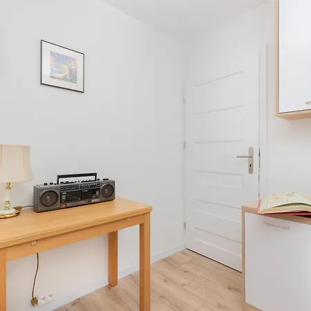 Center By Renters شقة